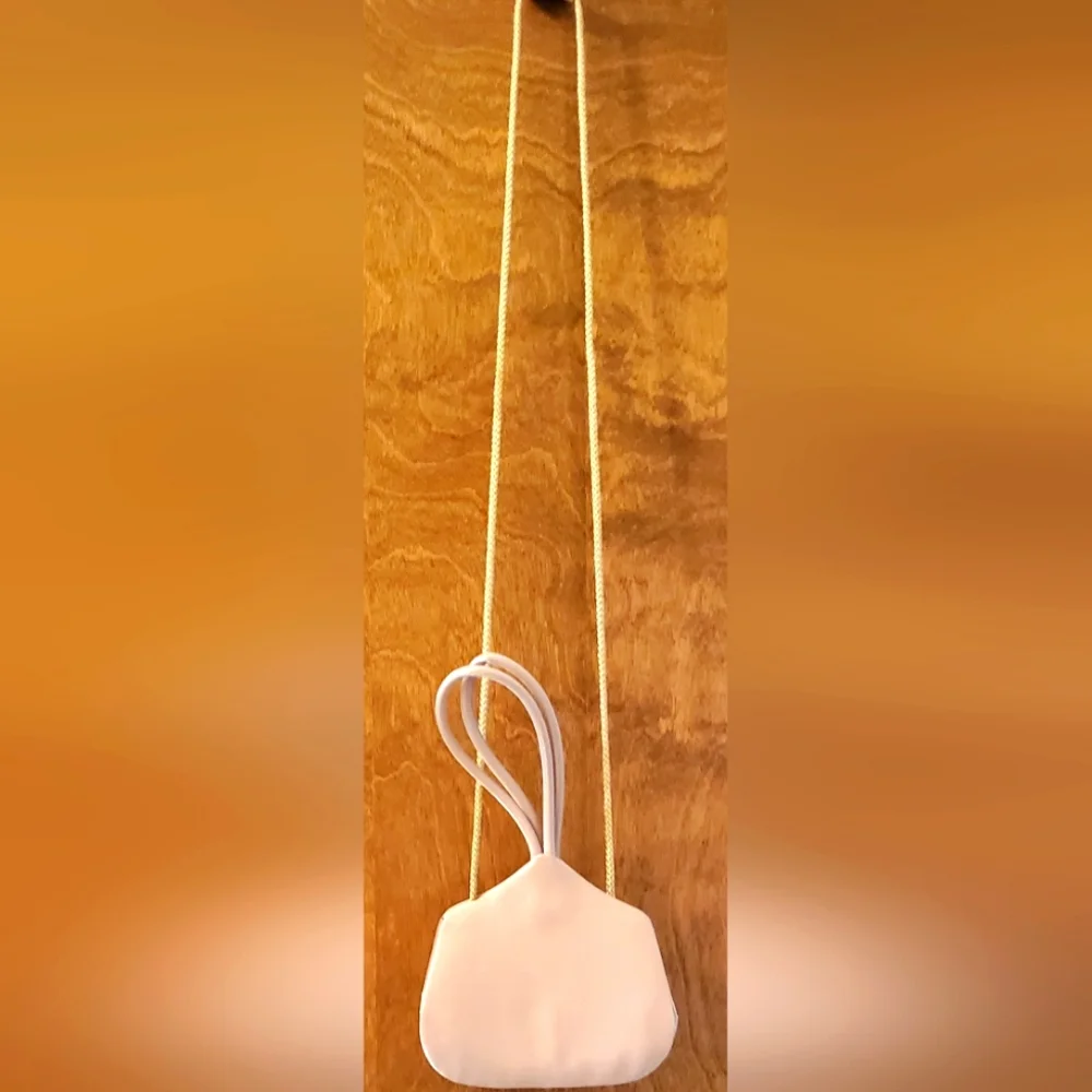 SASHA NEW YORK, Teardrop purse,  Beige, Satin Evening bag. VINTAGE. - Picture 5 of 7